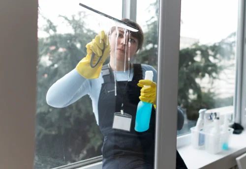 Nettoyage de vitres intérieures et extérieures à Méry-Bissières-en-Auge